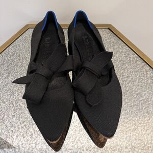 Rothy's Mary Jane point